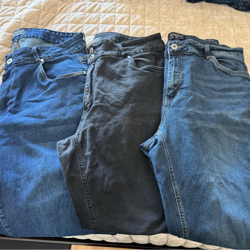 Bundle of 3 BloomChic Jeans - size 18 short